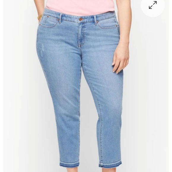 Talbots Straight Leg Flawless 5 Pocket Drop Hem Crop Jeans Size 12 Petite - Picture 1 of 13